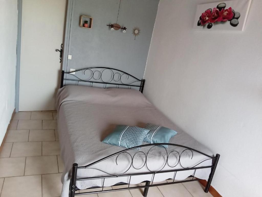 Le H De Sernhac Ngoại thất bức ảnh